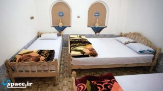 نمای اتاق 4 تخته -- اقامتگاه بوم گردی نگار - ورزنه - اصفهان